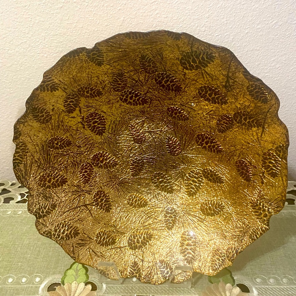 Decorative bowl by Arda